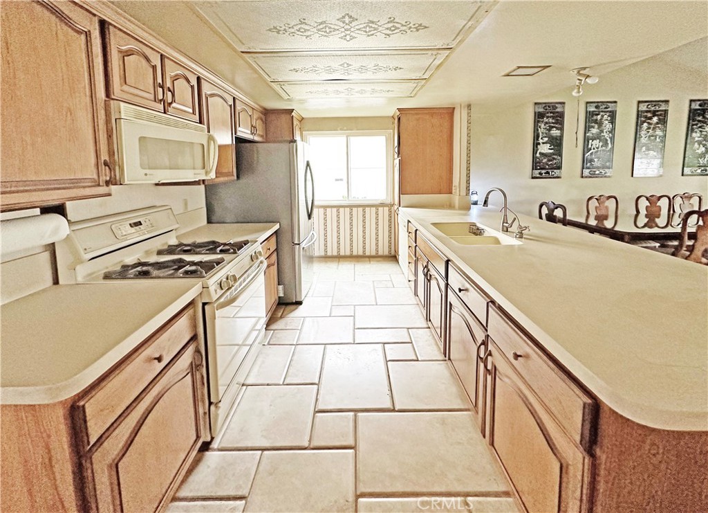 17972 Los Vasos Street