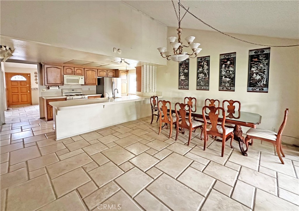 17972 Los Vasos Street