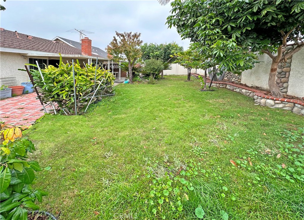 17972 Los Vasos Street