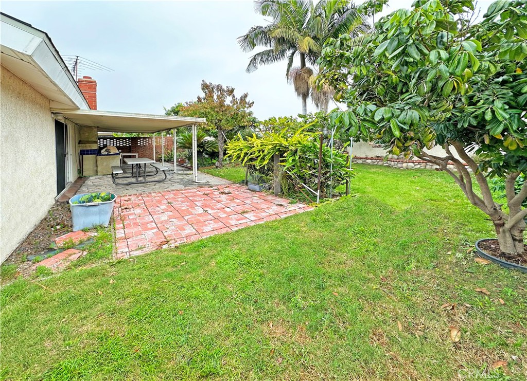 17972 Los Vasos Street