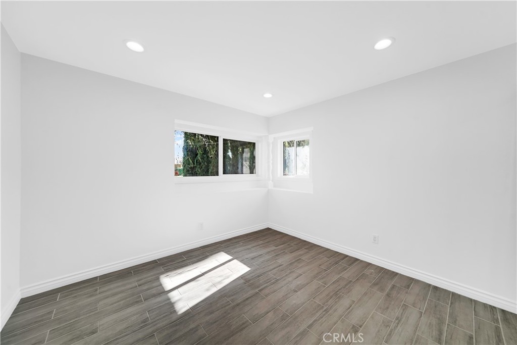 130 N Vicentia Avenue