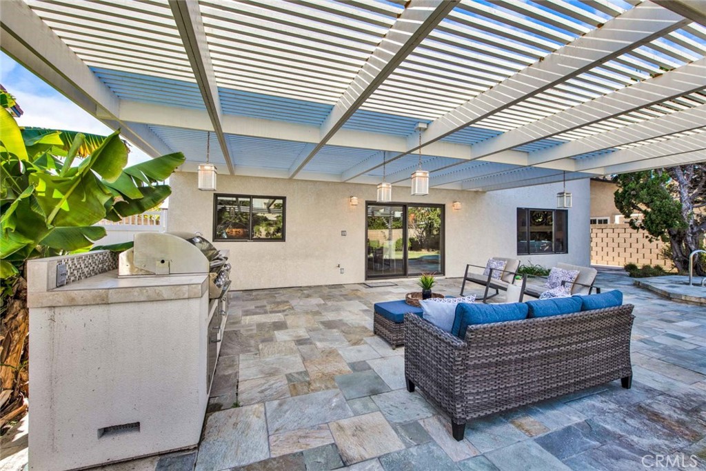 9167 McBride River Avenue