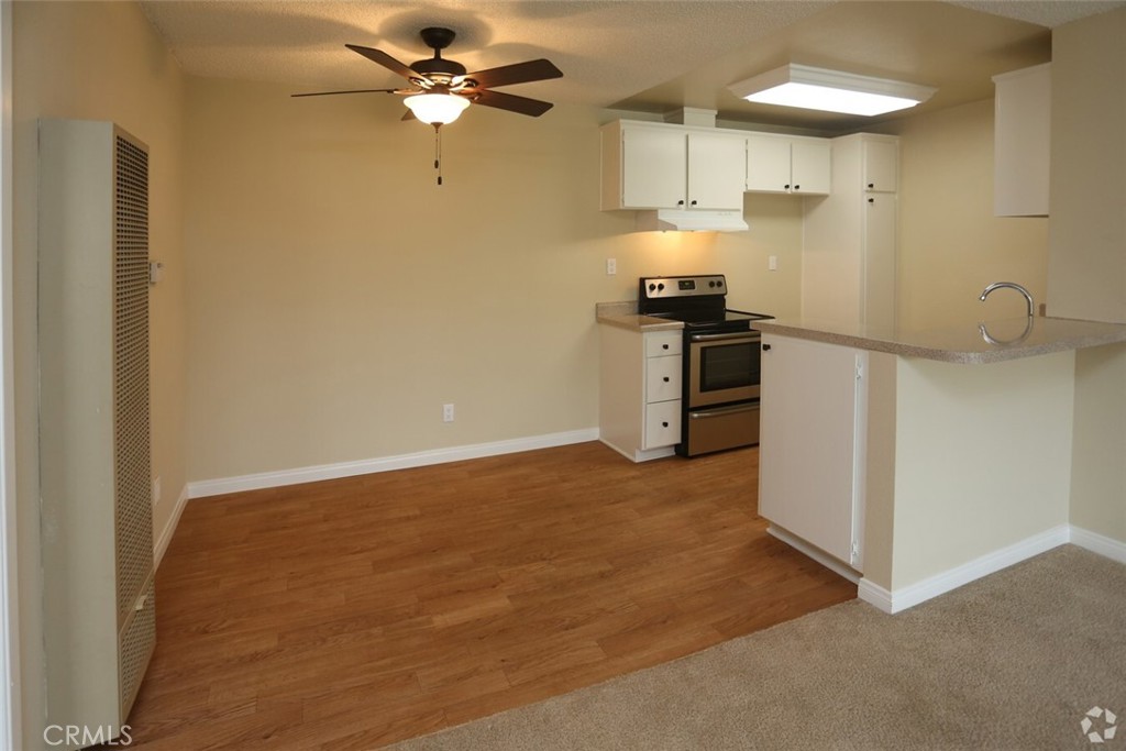 17150 San Mateo Street 12