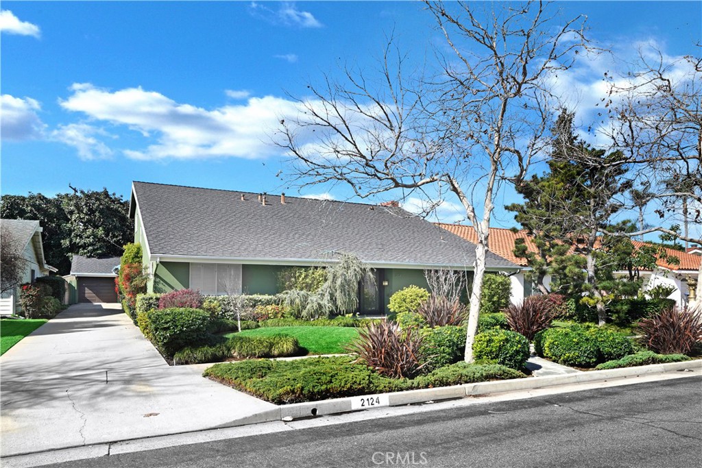 2124 N Olive Street