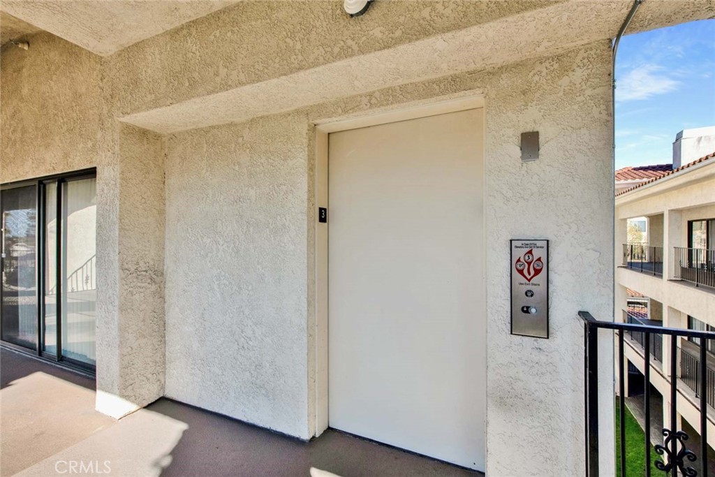 11630 Warner Avenue 610