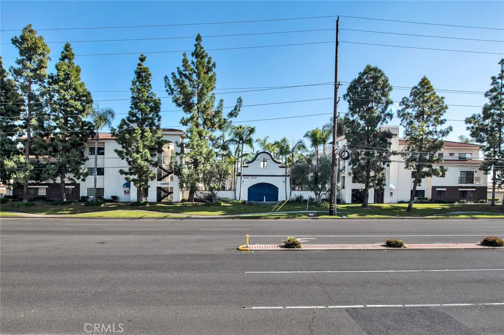 11630 Warner Avenue 610