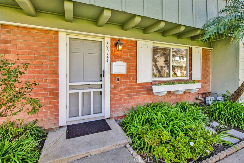 19924 Keswick Lane