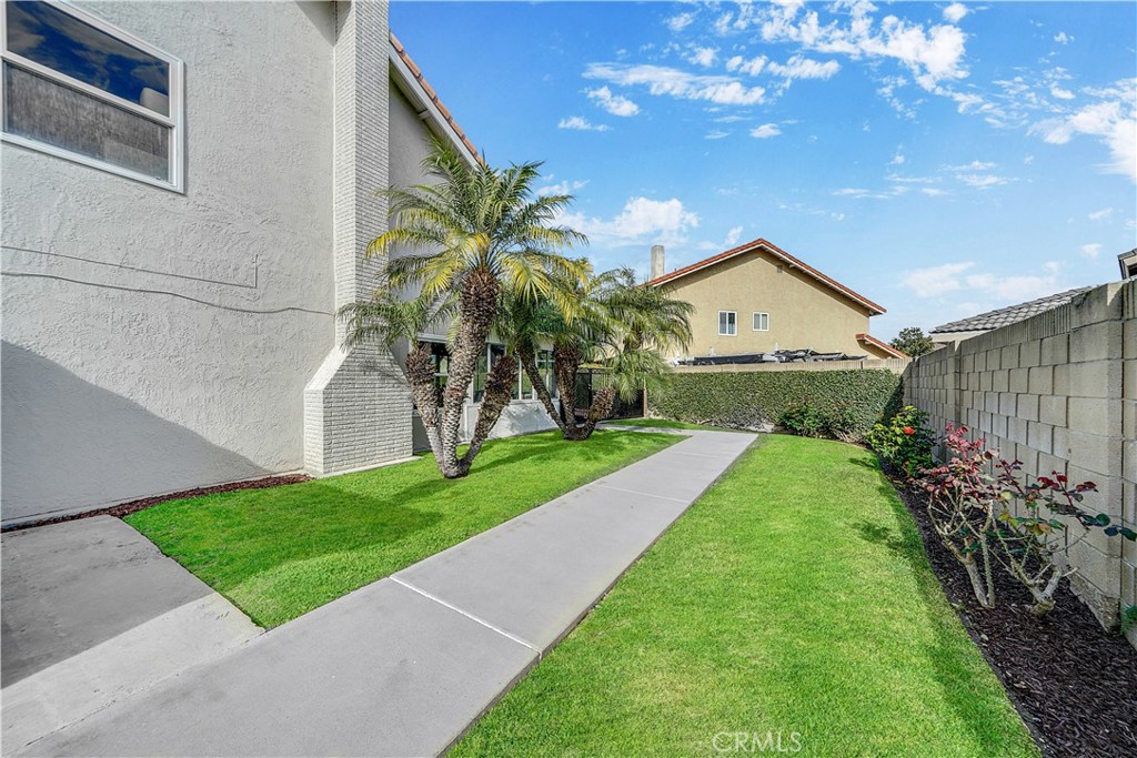 16806 Mount Whitney Street