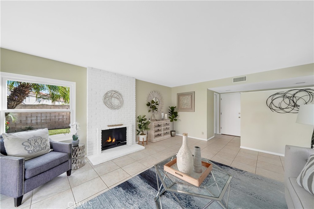 16806 Mount Whitney Street