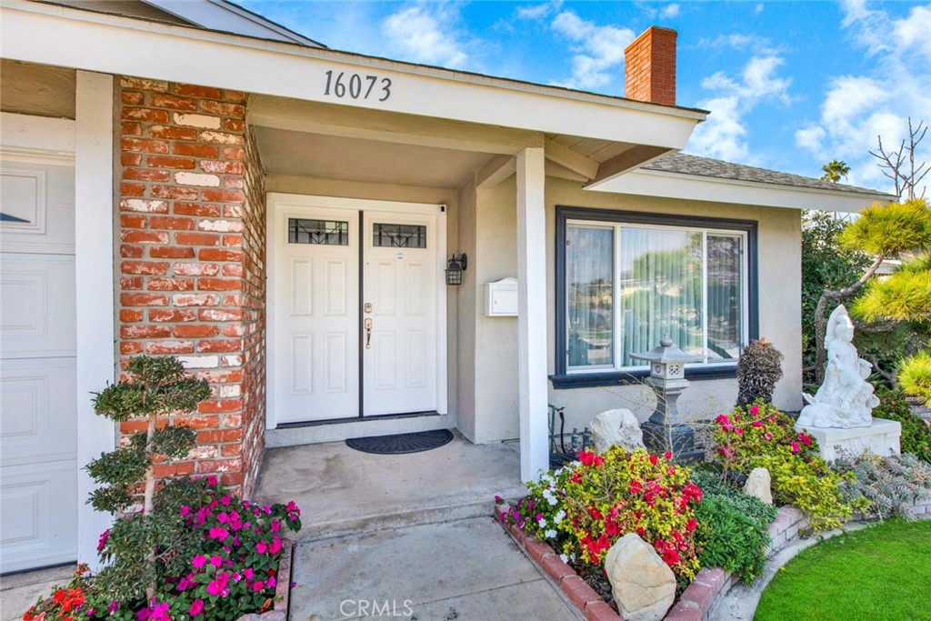 16073 Redwood Street