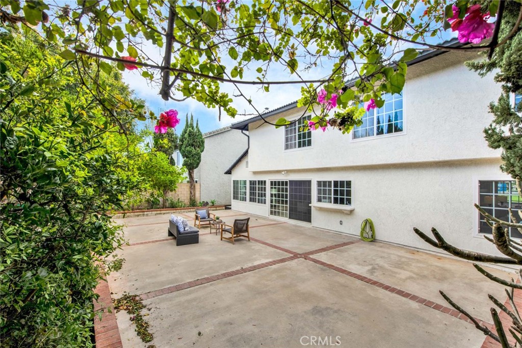 18336 Santa Carlotta Street