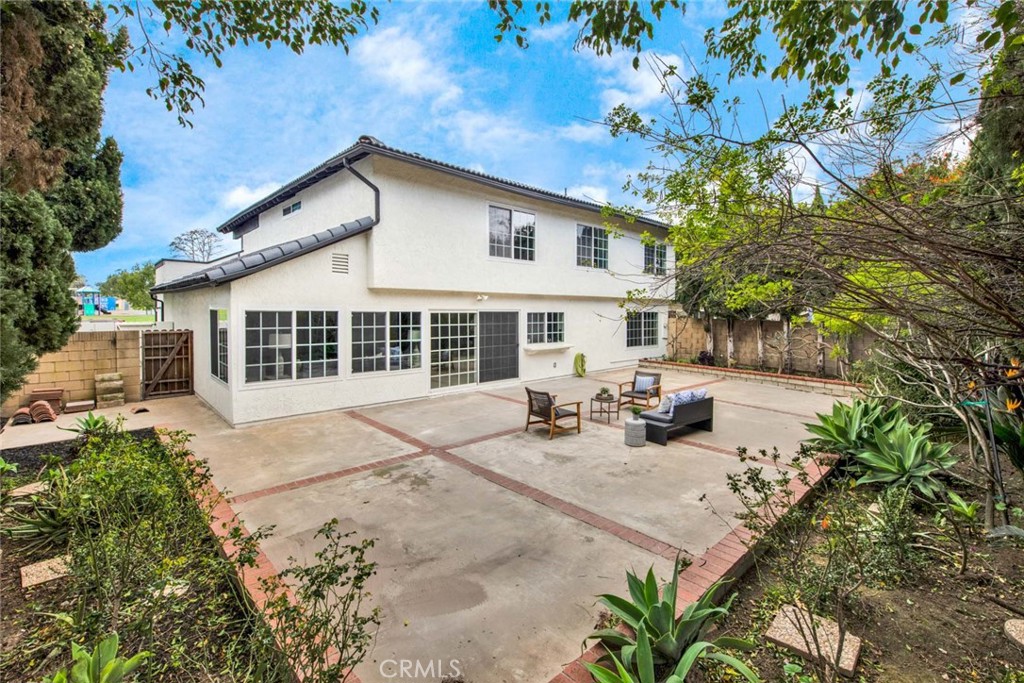 18336 Santa Carlotta Street