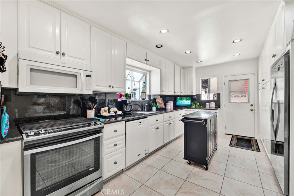 17171 Hague Lane