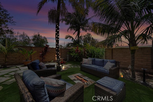 10738 Camino Real