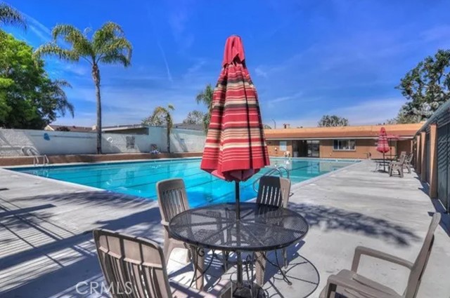 10738 Camino Real