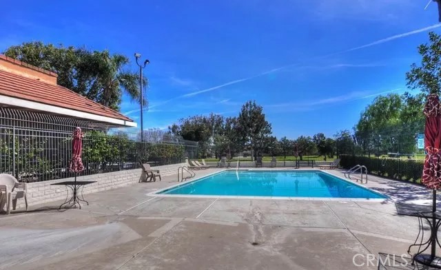 10738 Camino Real