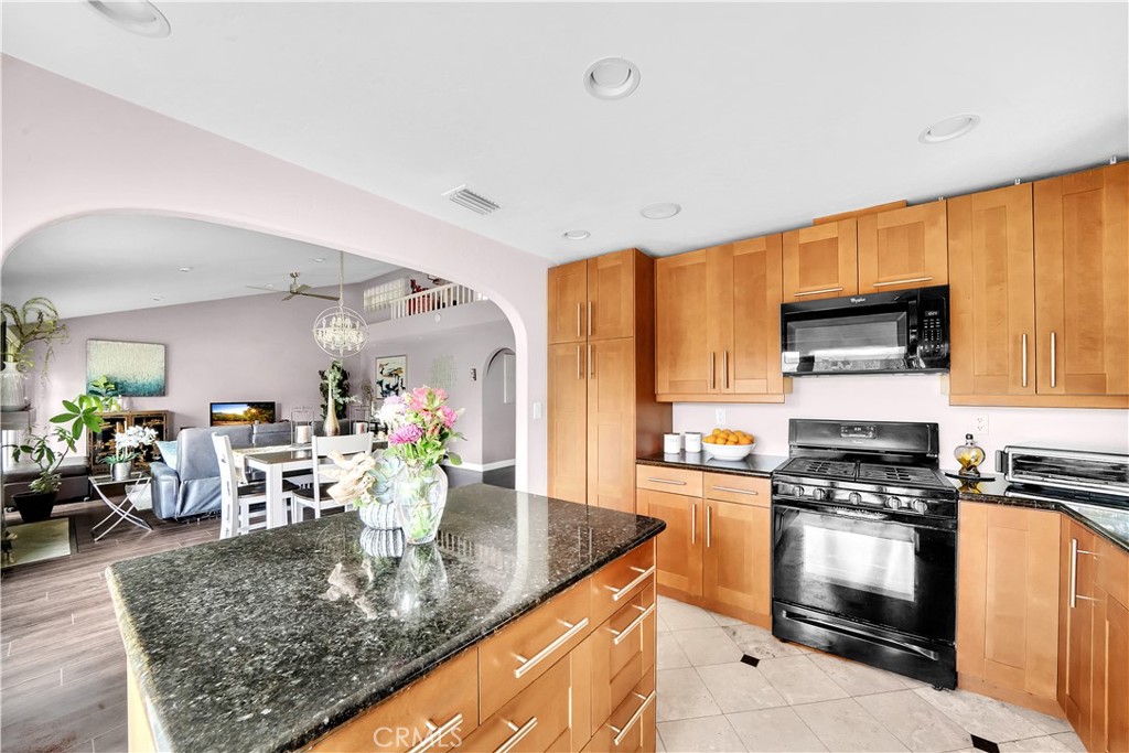 10738 Camino Real