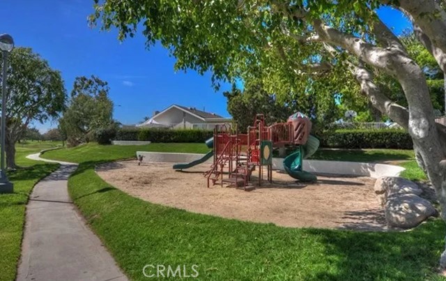 10738 Camino Real