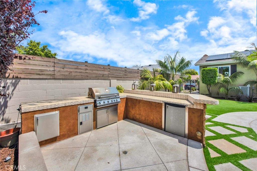 17157 Buttonwood