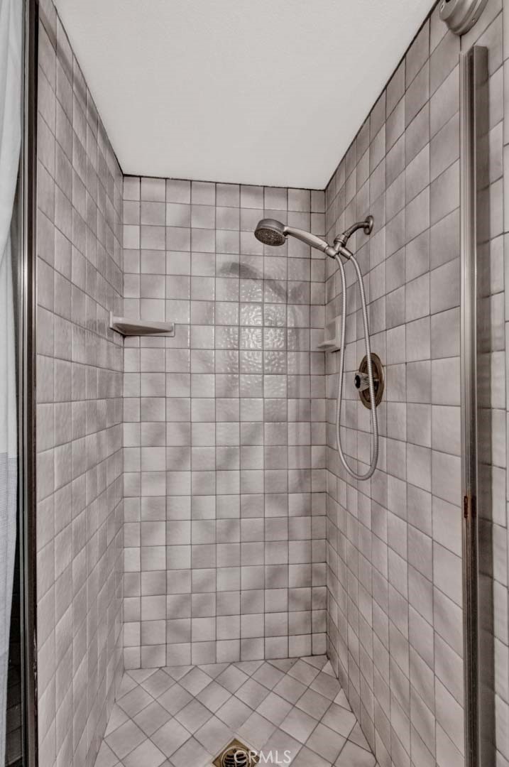17157 Buttonwood