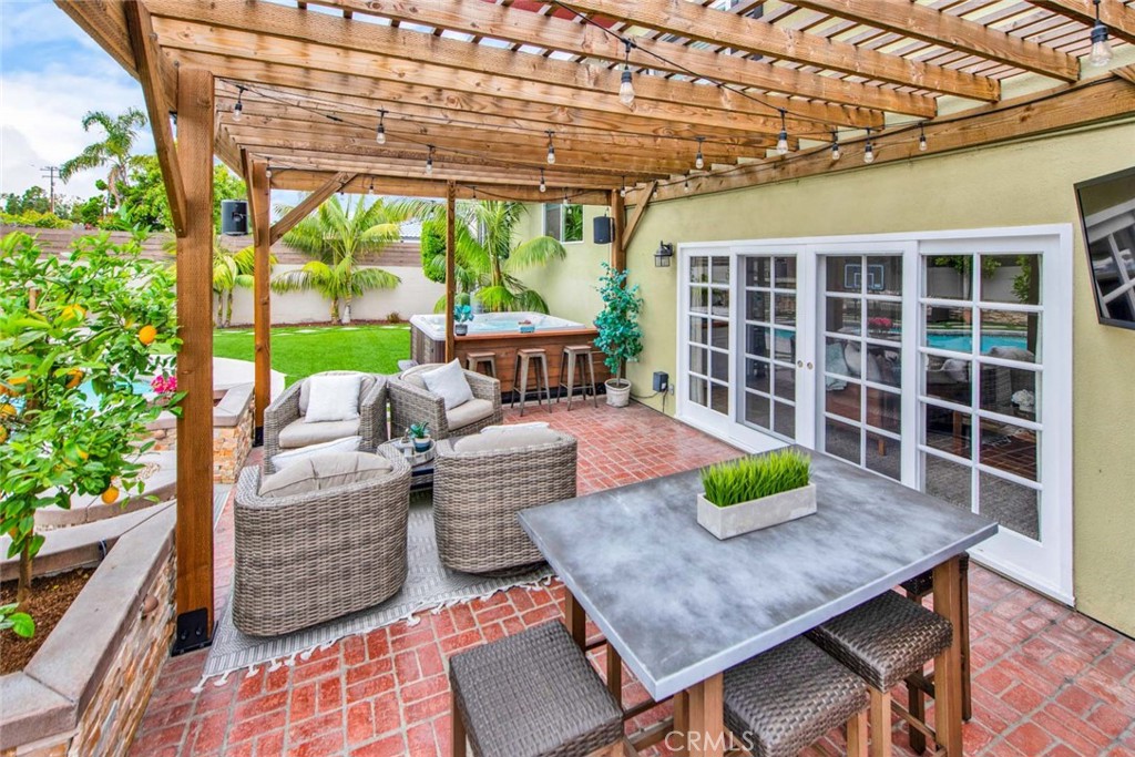 17157 Buttonwood