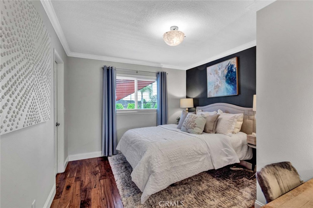 17157 Buttonwood