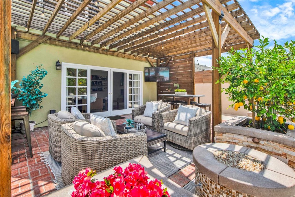 17157 Buttonwood