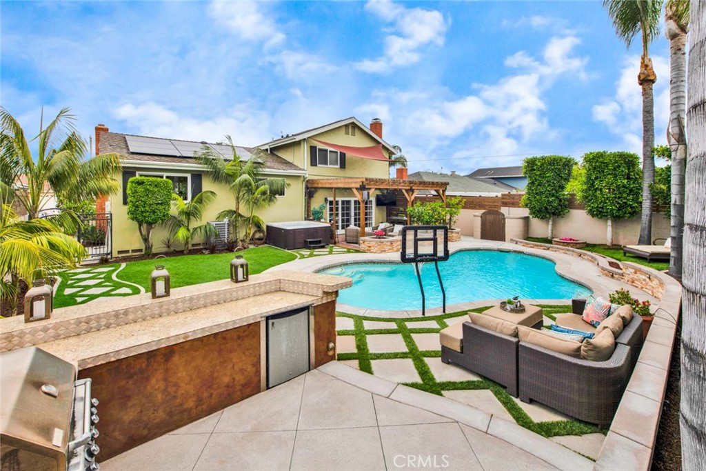 17157 Buttonwood
