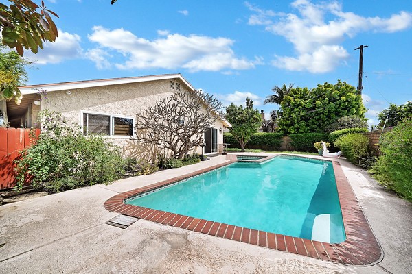 17797 Elm Street