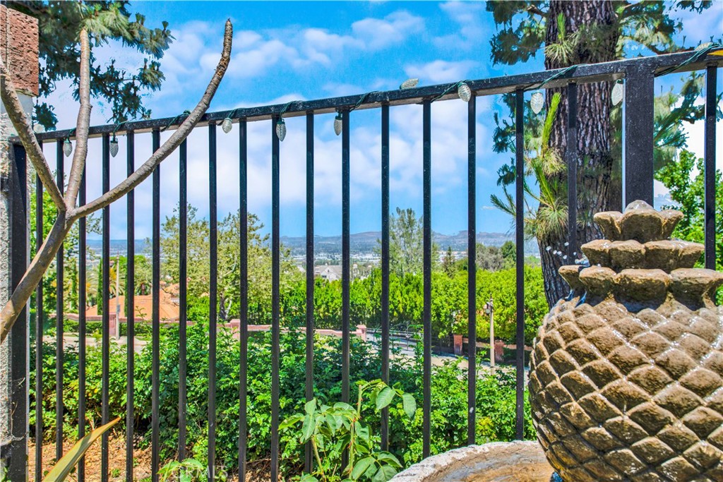 523 S Westford Street