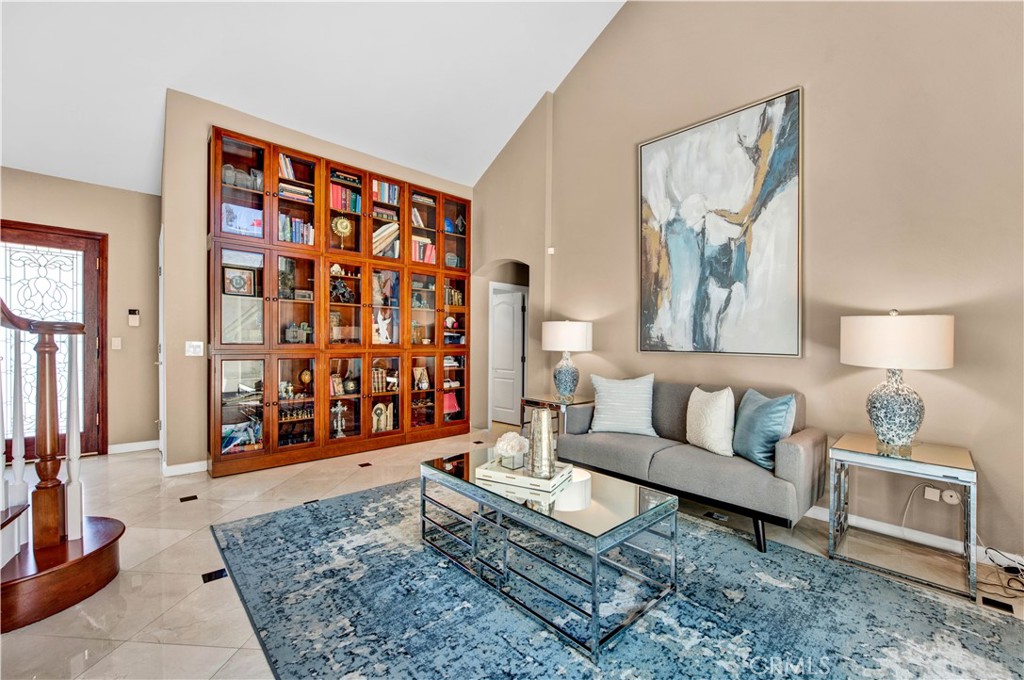 523 S Westford Street