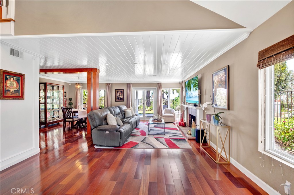 523 S Westford Street