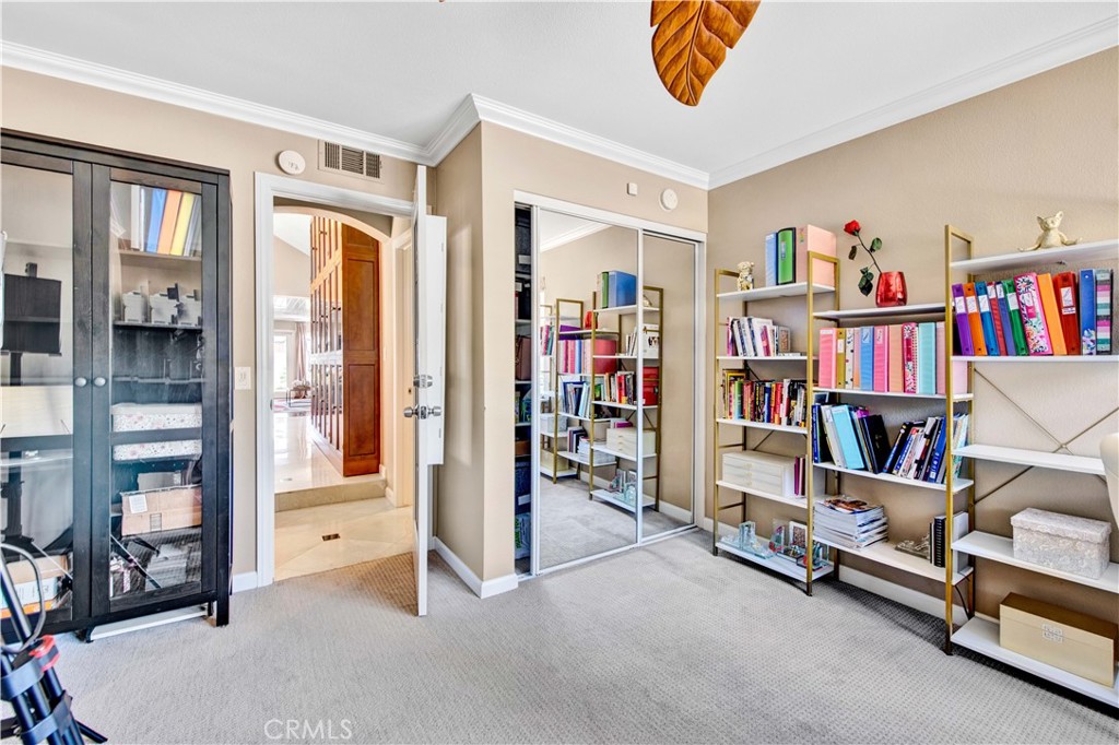 523 S Westford Street