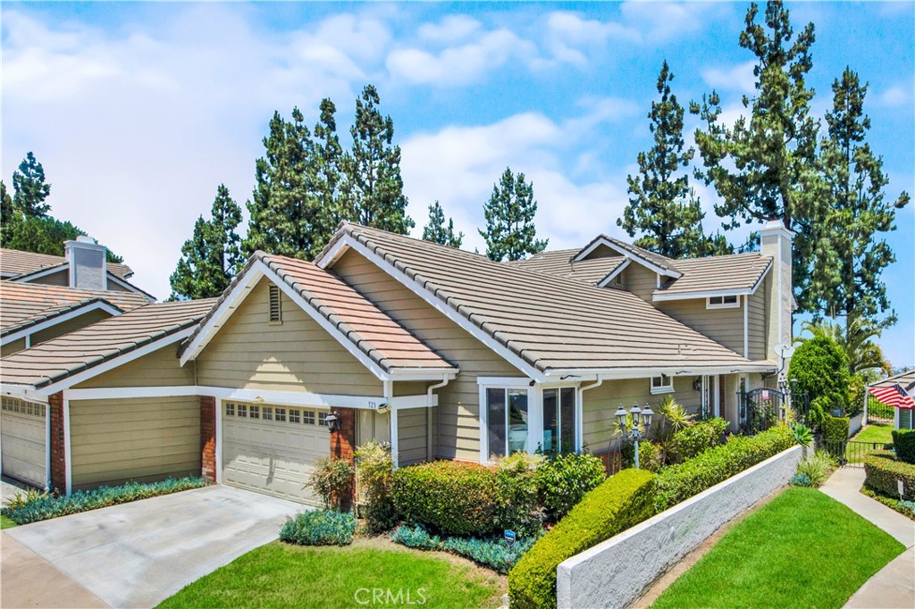 523 S Westford Street