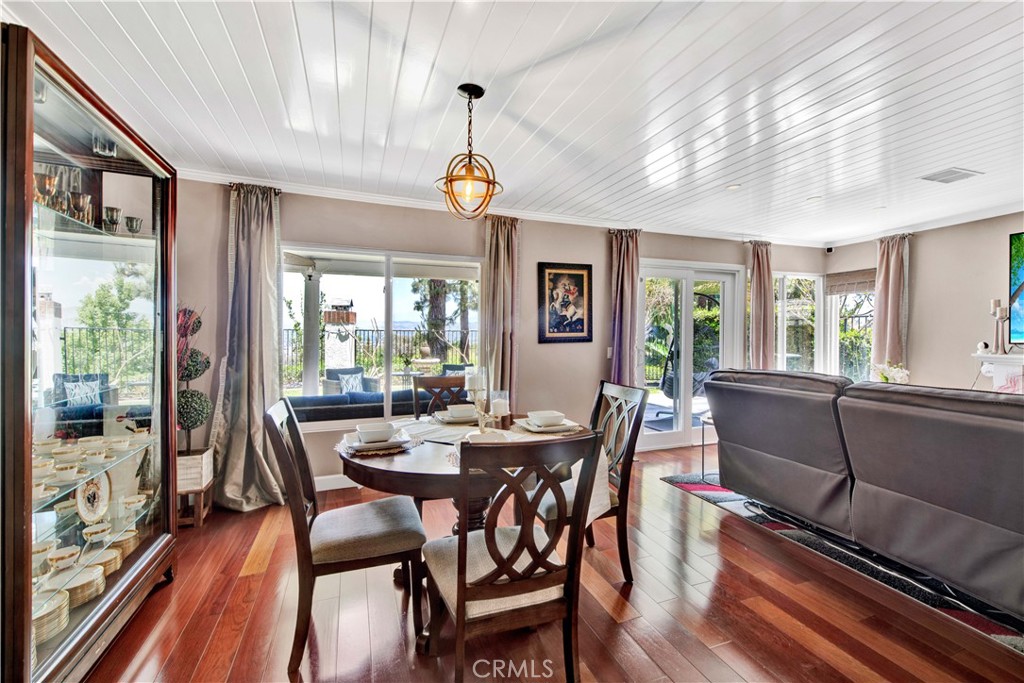 523 S Westford Street