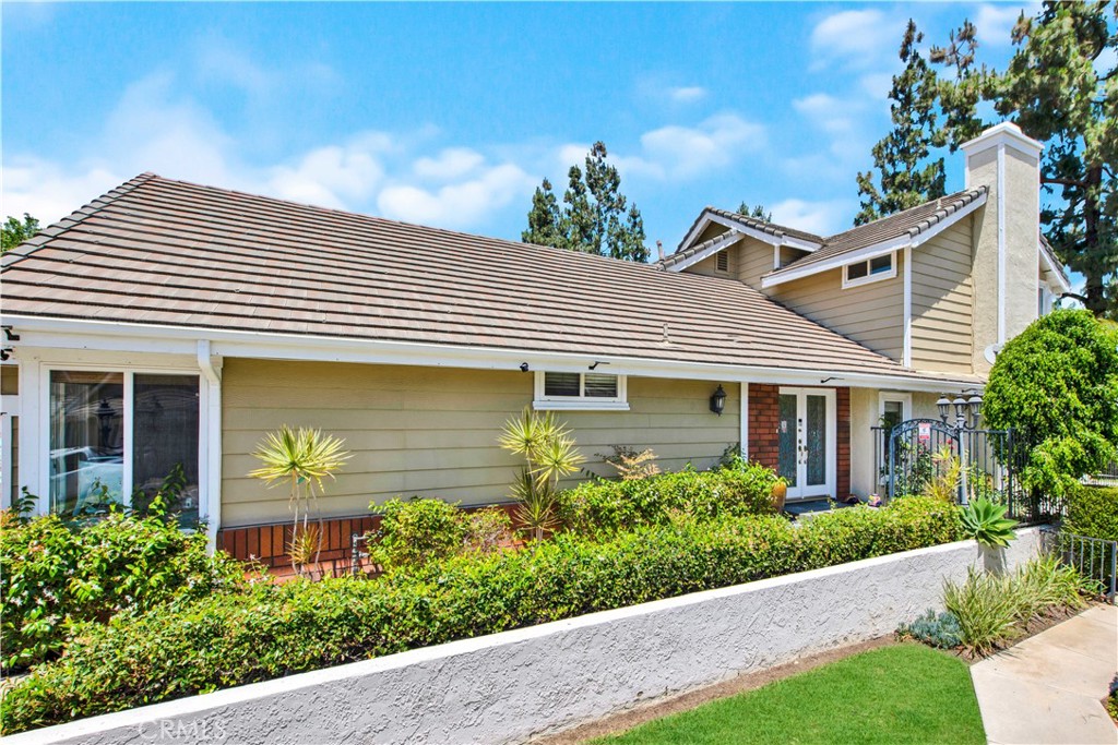 523 S Westford Street