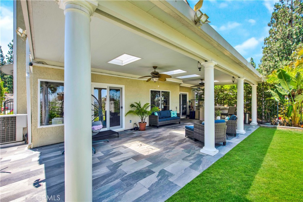 523 S Westford Street