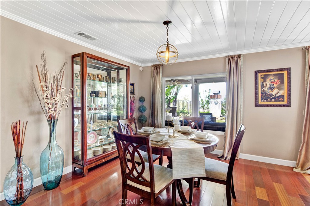 523 S Westford Street