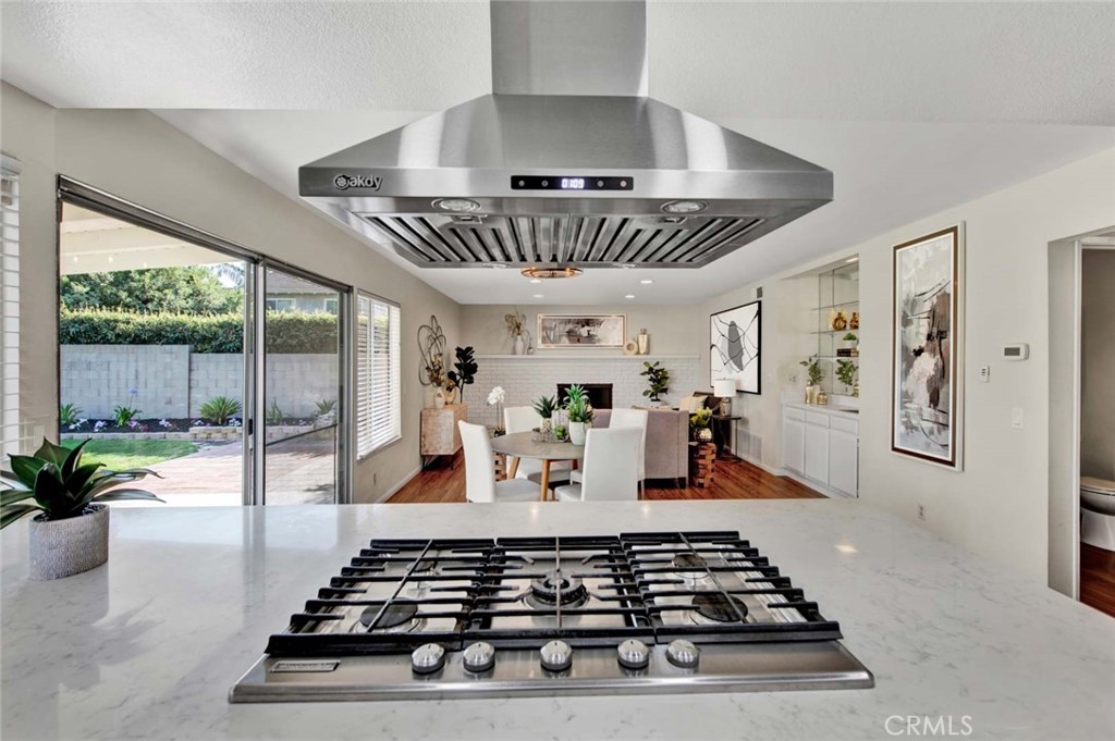 8840 Mockingbird Circle