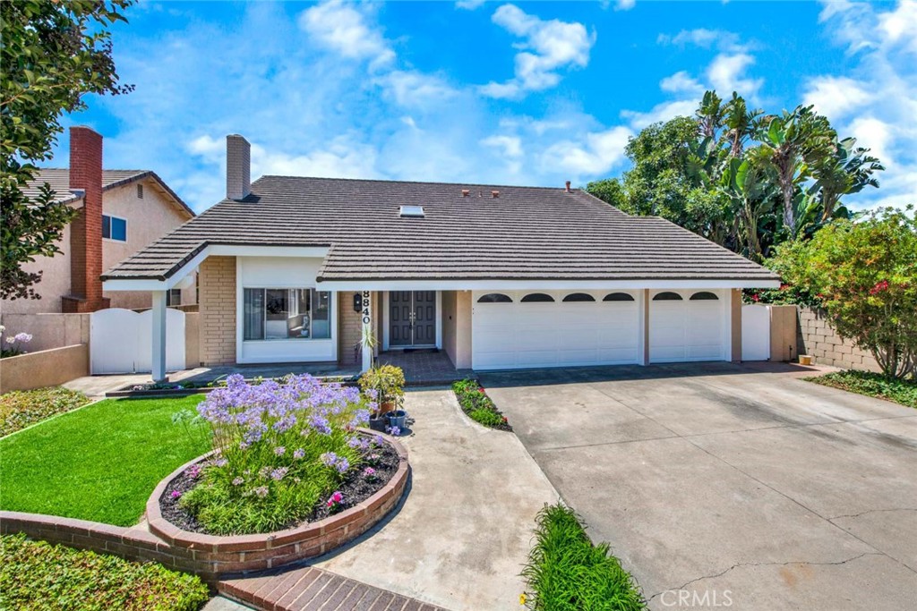 8840 Mockingbird Circle