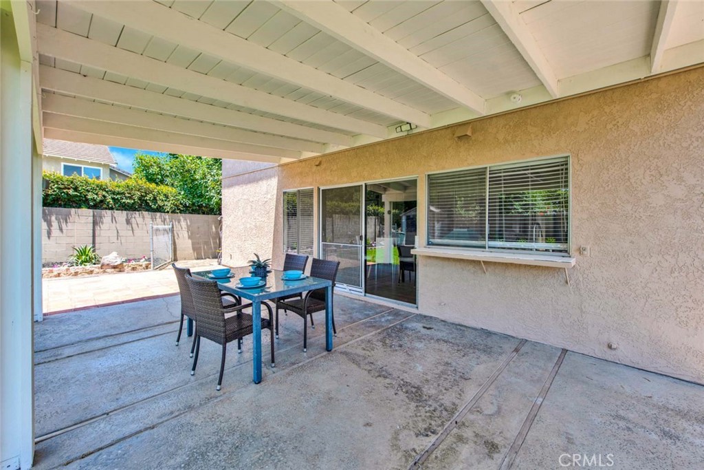 8840 Mockingbird Circle
