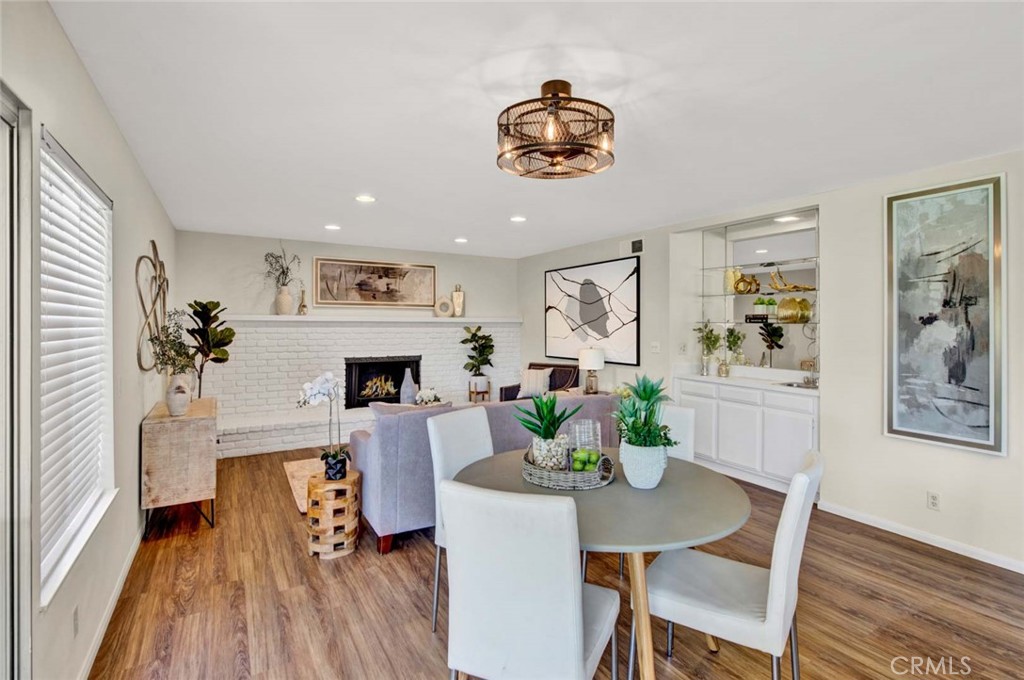 8840 Mockingbird Circle