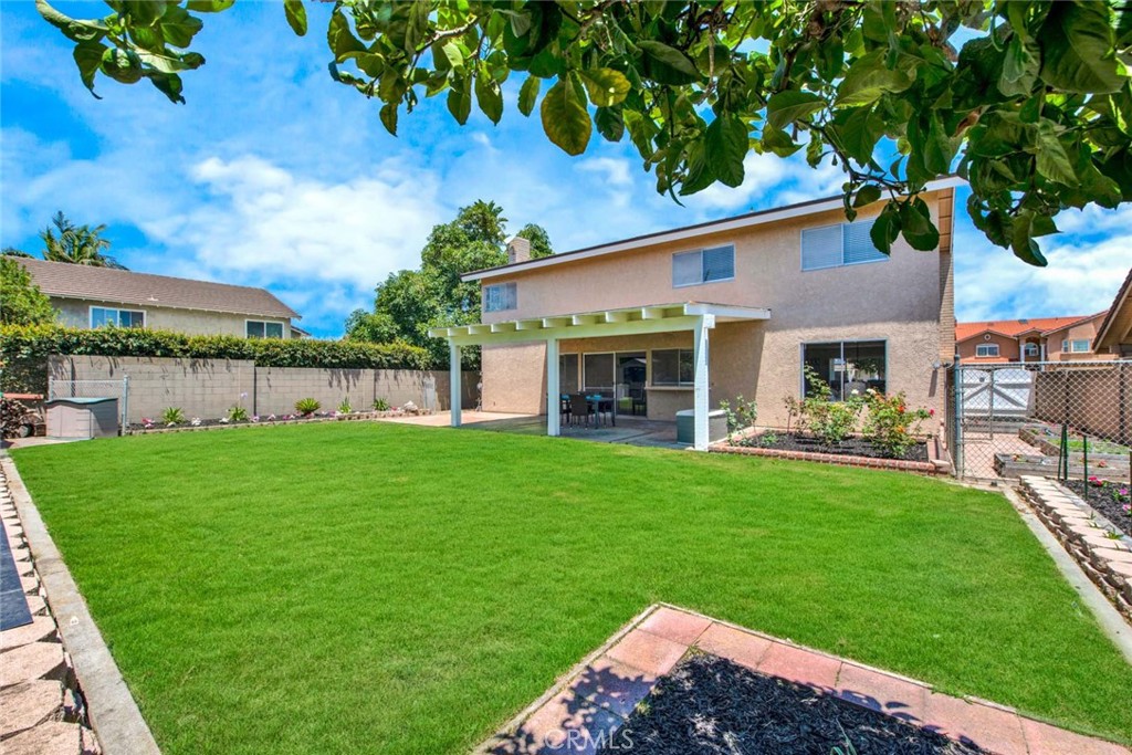 8840 Mockingbird Circle
