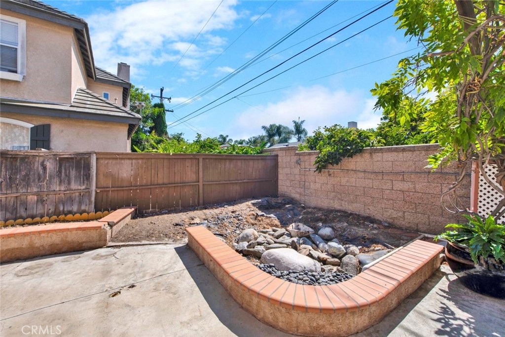 13161 Windsor Ln