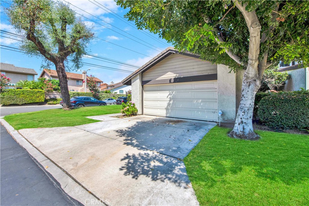 17012 Mount Lyndora Court