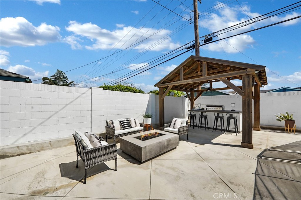 5332 Caliente Drive