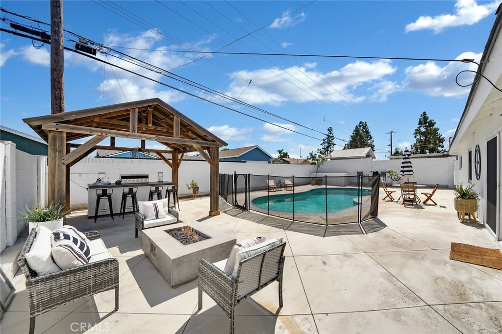 5332 Caliente Drive