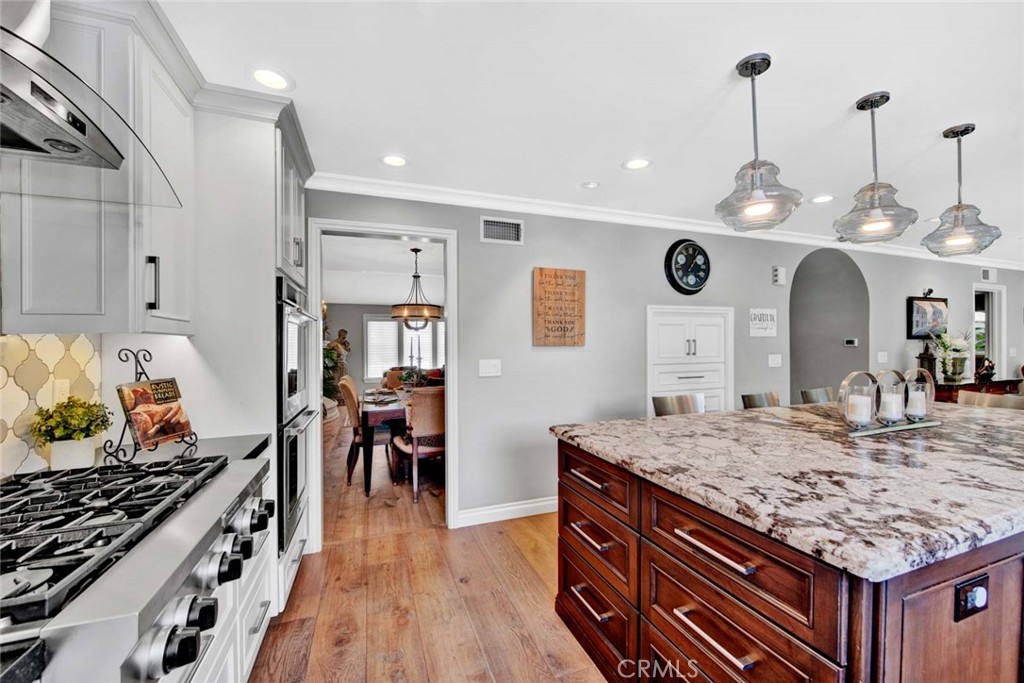 8881 Sailport Drive