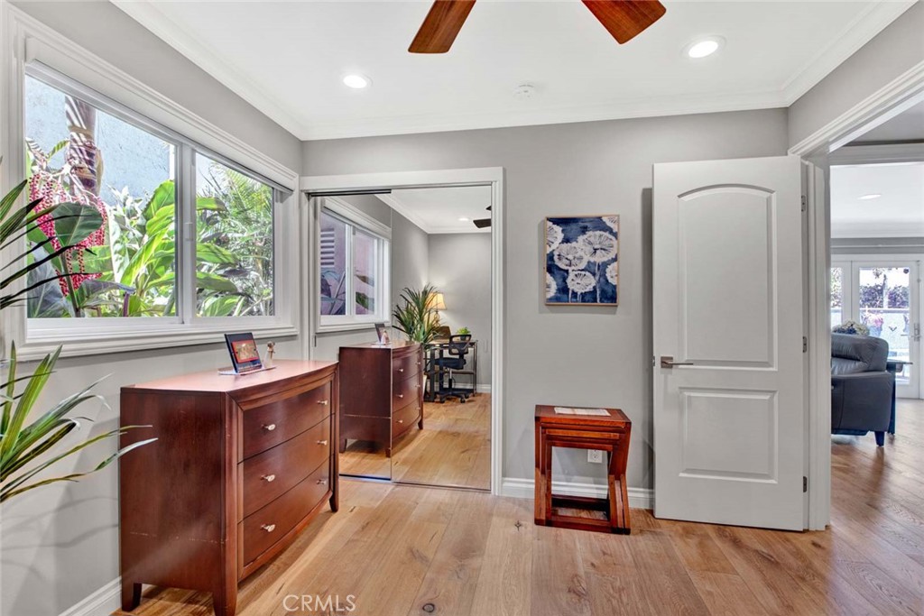 8881 Sailport Drive