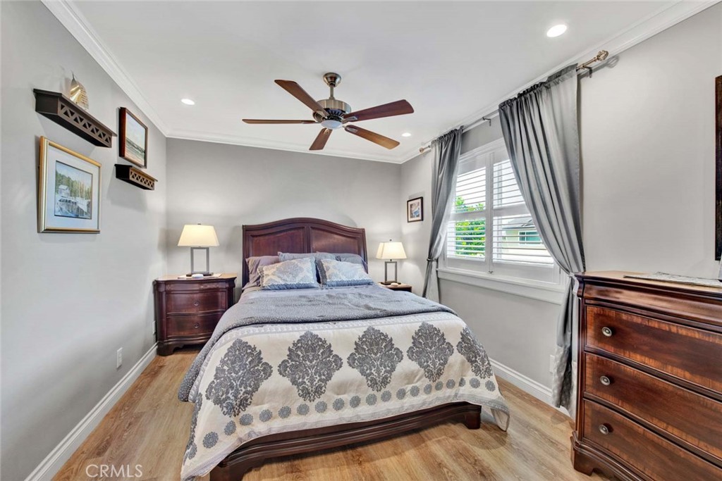 8881 Sailport Drive